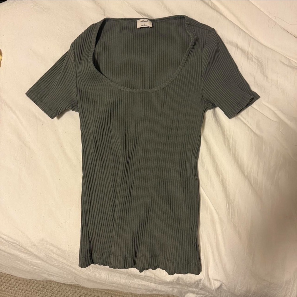 Wilfred Green Ribbed Short Sleeve Top